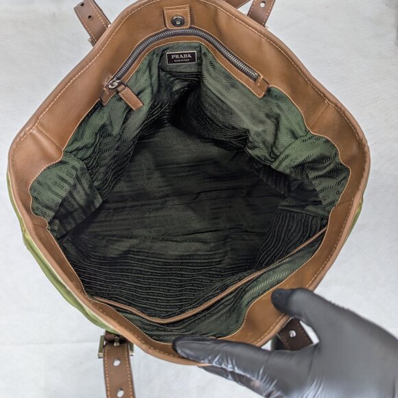 Authentic Prada Nylon Classic Handbag Olive Green Made In Italy - Picture 4 of 16